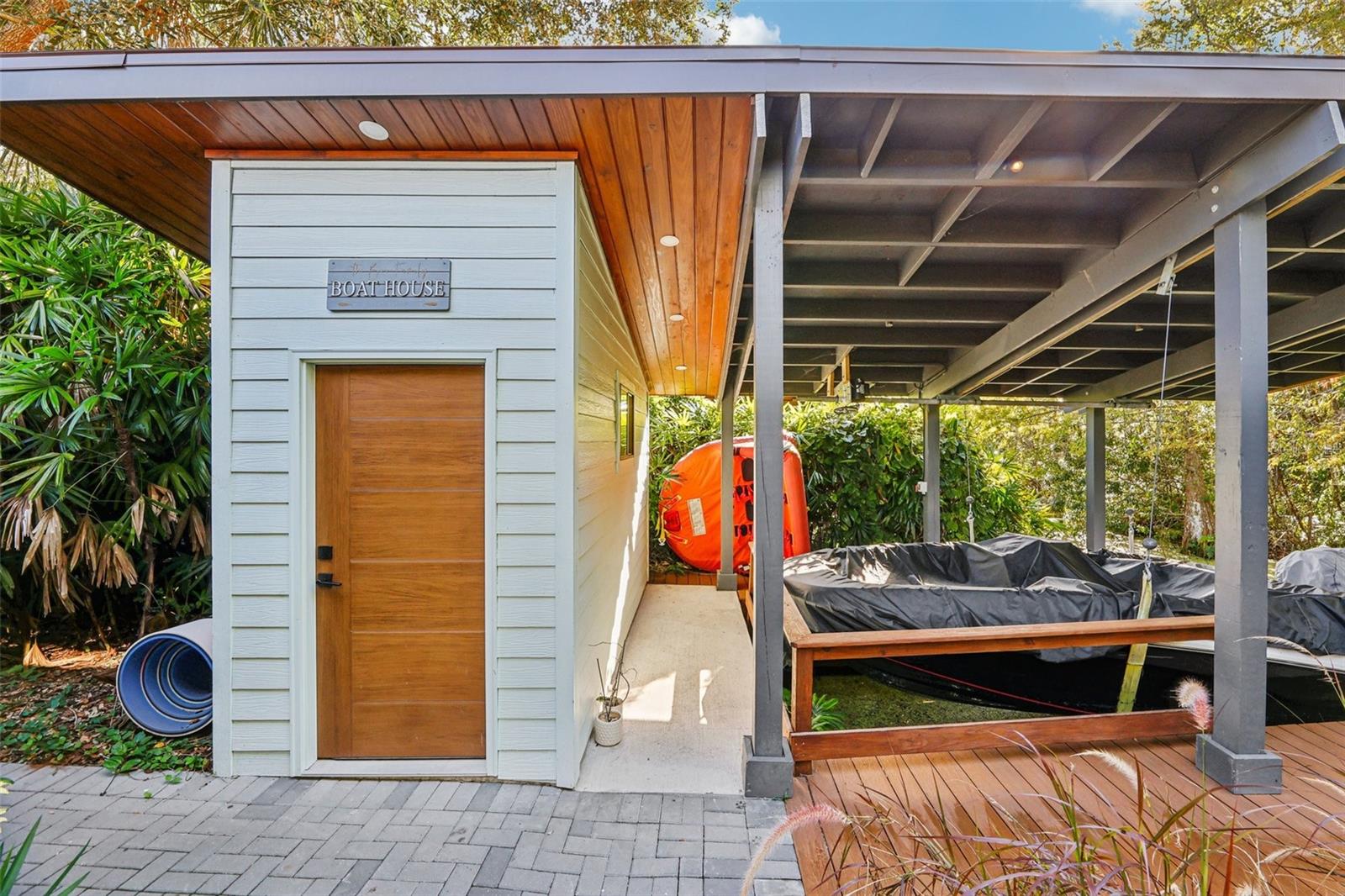 MAITLAND SHORES - Residential