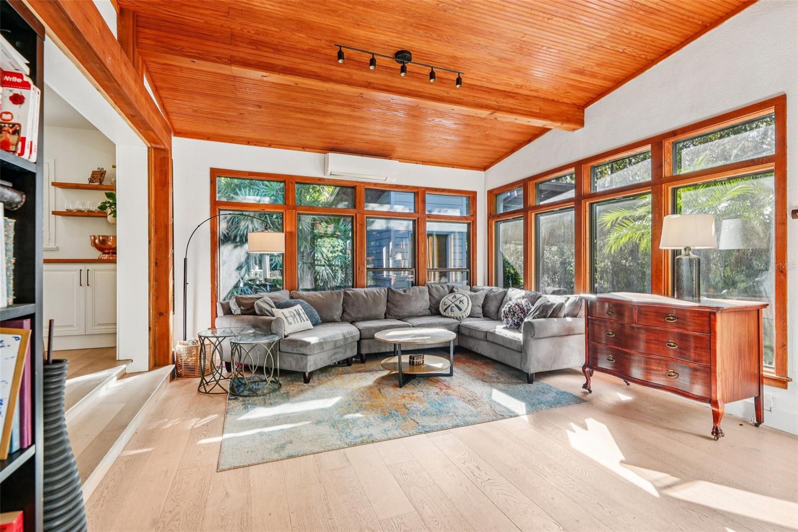 MAITLAND SHORES - Residential