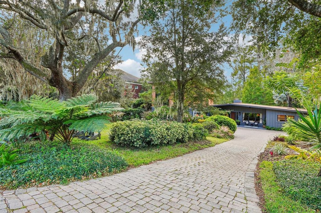 Photo of 1016 Howell Branch Road, Winter Park, FL 32789 (MLS # O6392409)