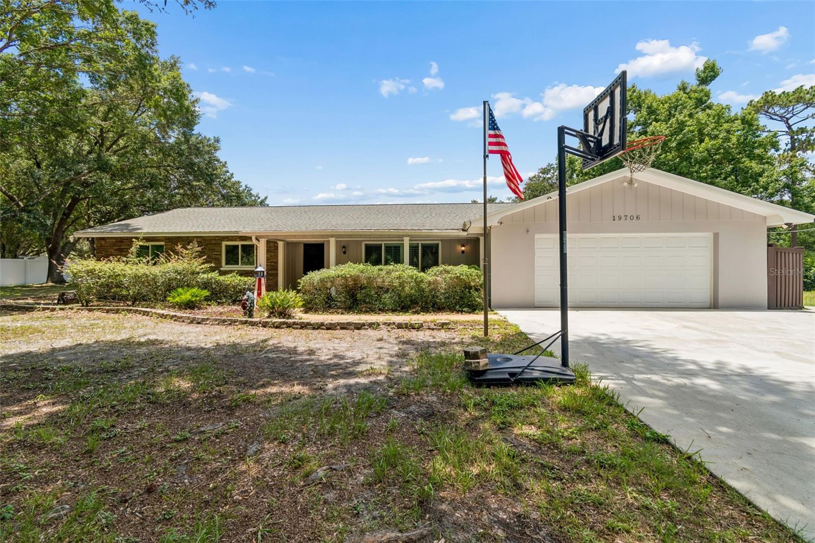 19706 ANGEL LANE