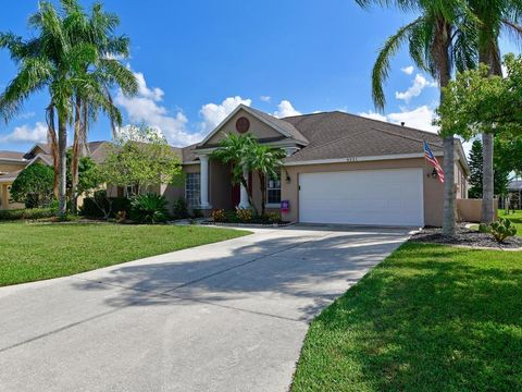 A home in PARRISH