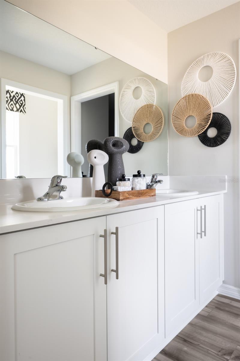 TWO RIVERS - Residential