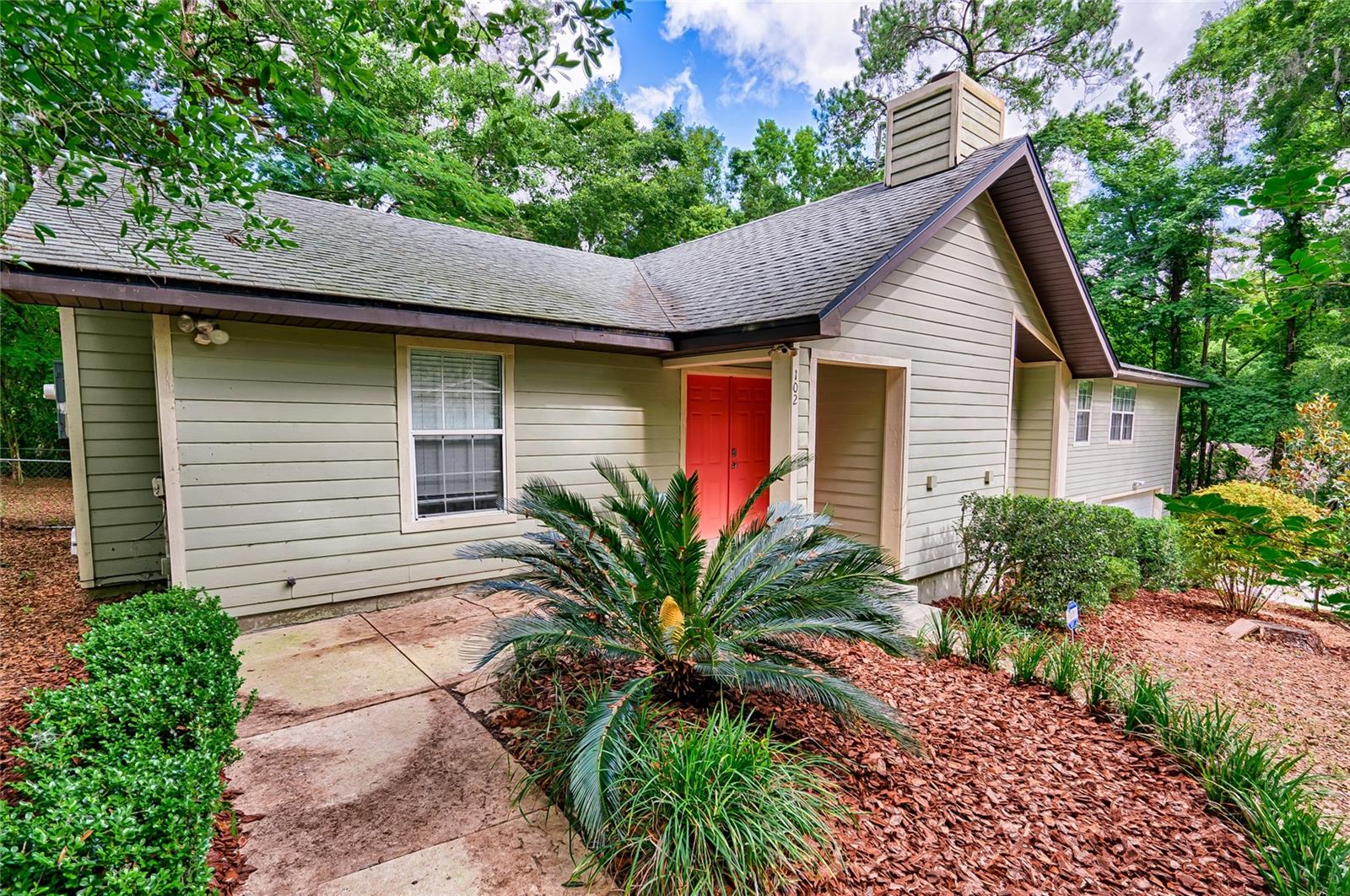 102 NW 28TH TERRACE