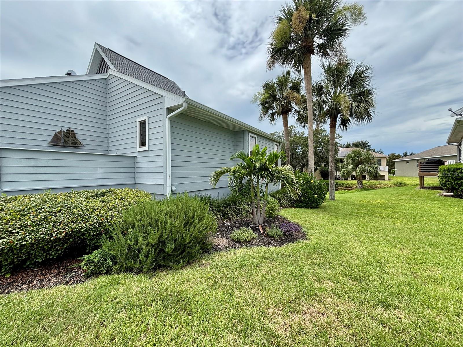 1018 CARAVEL COURT