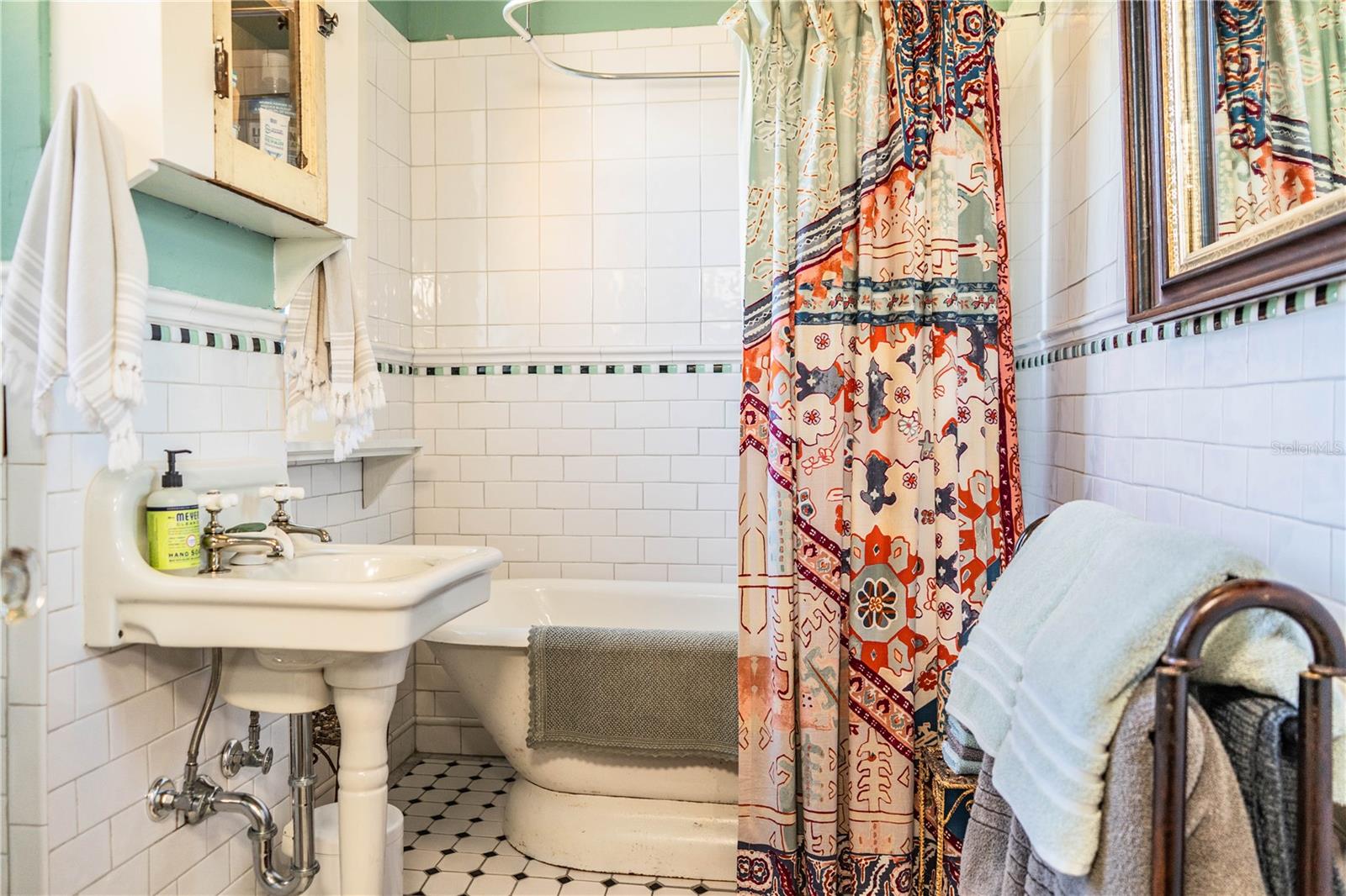 PATTEN HEIGHTS - Residential