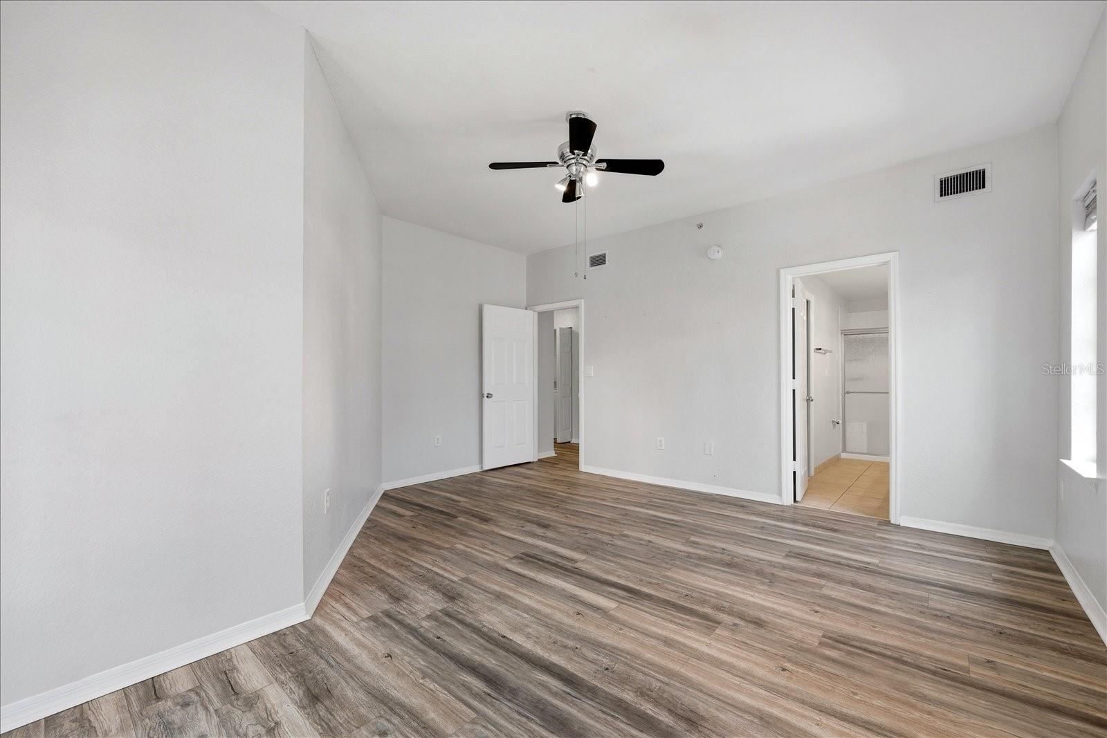 CORDOBA AT BEACH PARK A CONDOM - Residential Lease