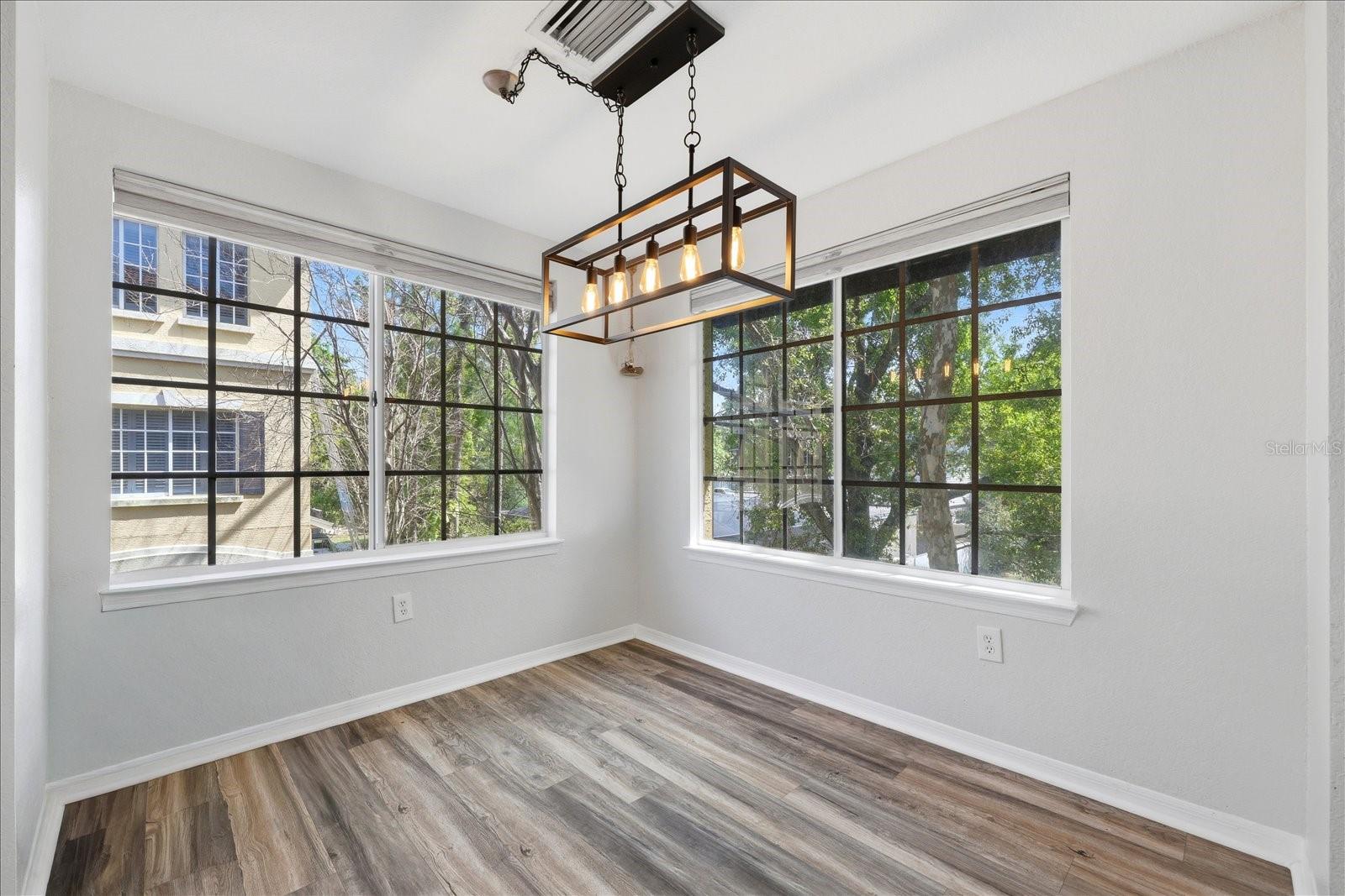 CORDOBA AT BEACH PARK A CONDOM - Residential Lease