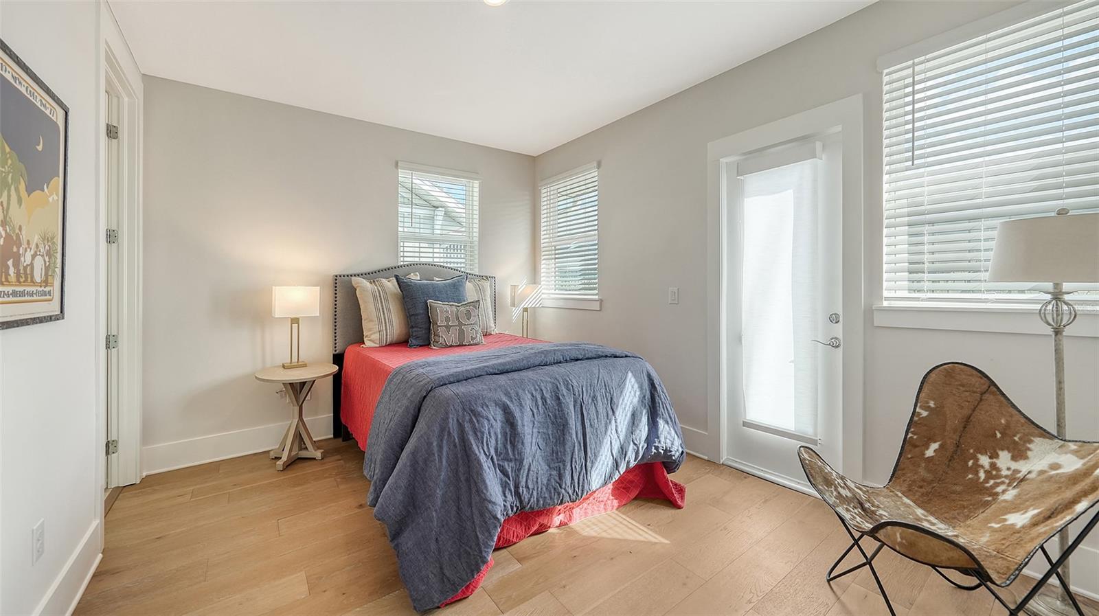 ENCLAVE AT LAUREL PARK - Residential