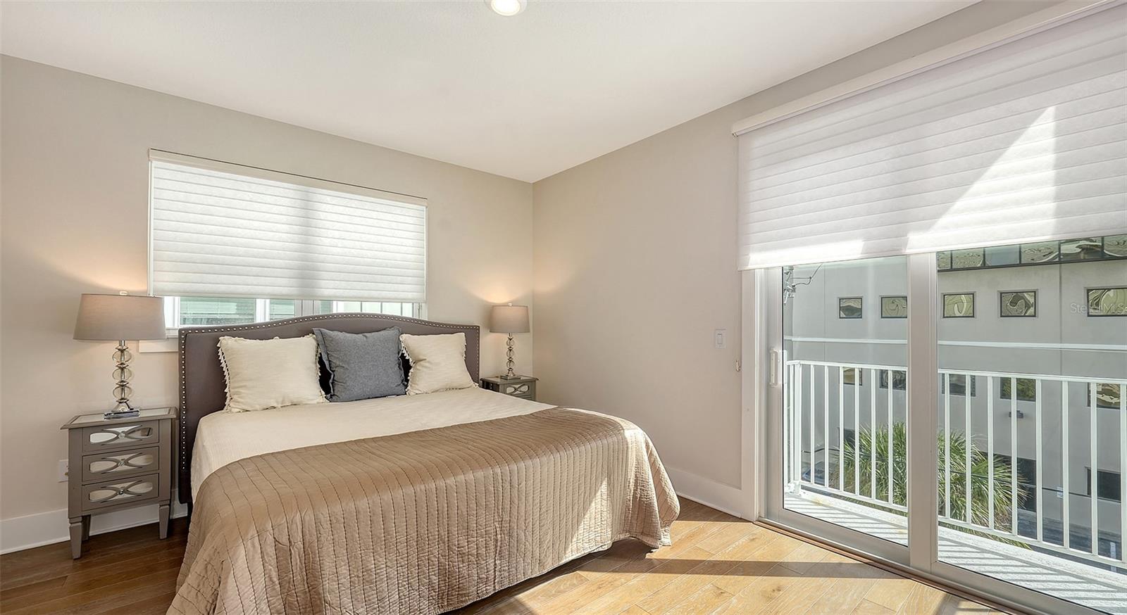 ENCLAVE AT LAUREL PARK - Residential