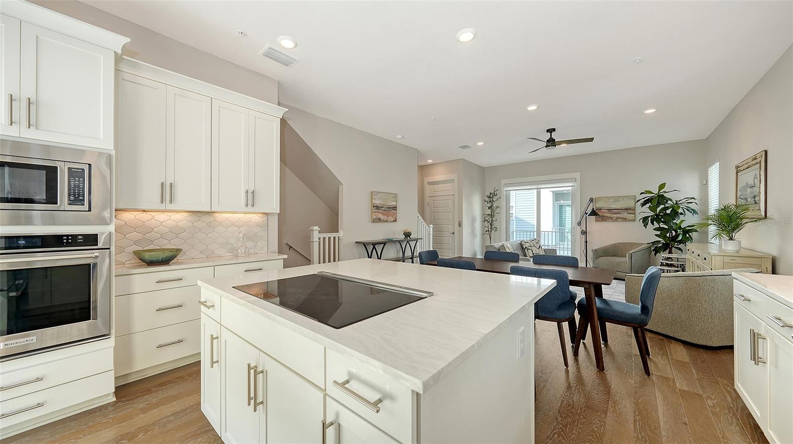 ENCLAVE AT LAUREL PARK - Residential