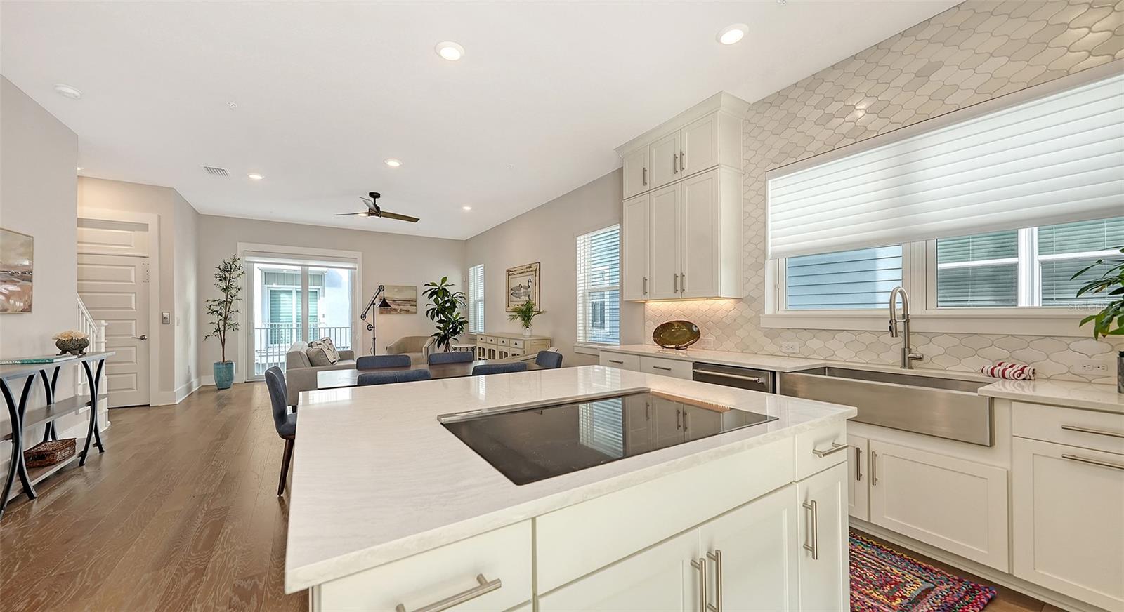 ENCLAVE AT LAUREL PARK - Residential