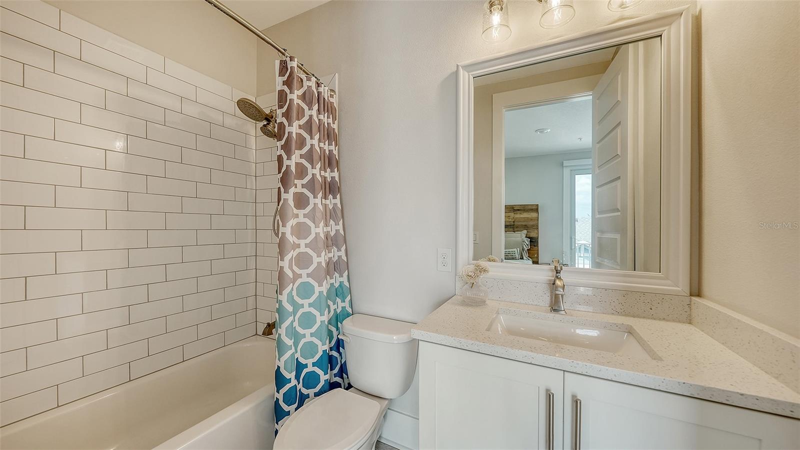 ENCLAVE AT LAUREL PARK - Residential