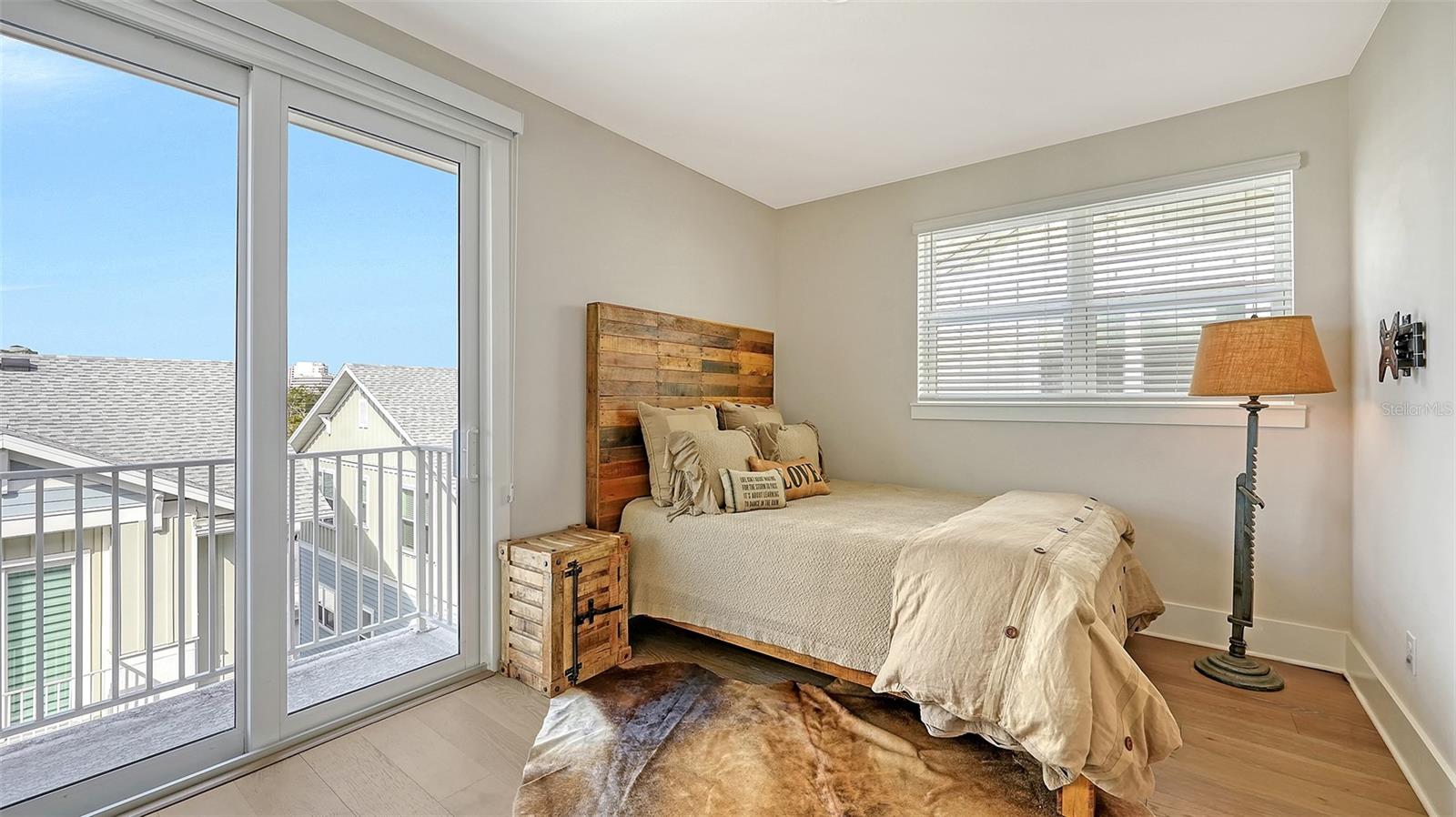 ENCLAVE AT LAUREL PARK - Residential