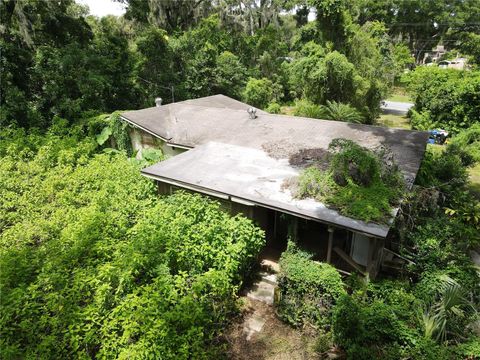 A home in RIVERVIEW