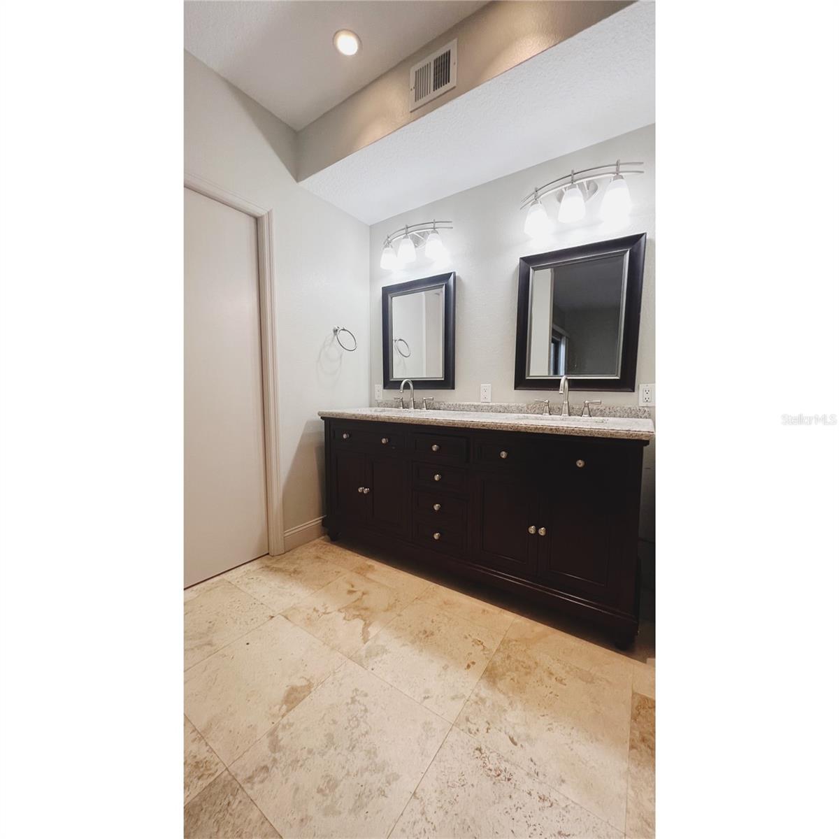 SUN BAY CLUB CONDO - Residential