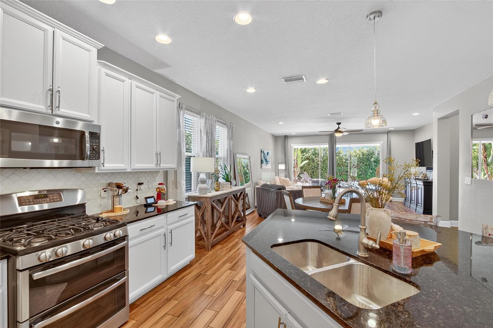 FISHHAWK RANCH WEST PH 1B/1C - Residential