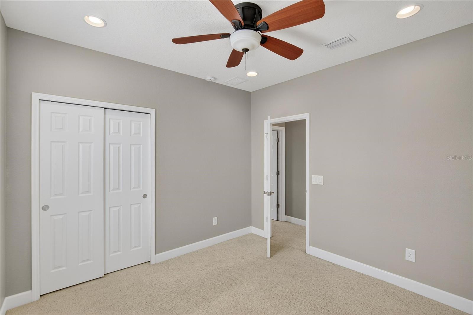 FISHHAWK RANCH WEST PH 1B/1C - Residential
