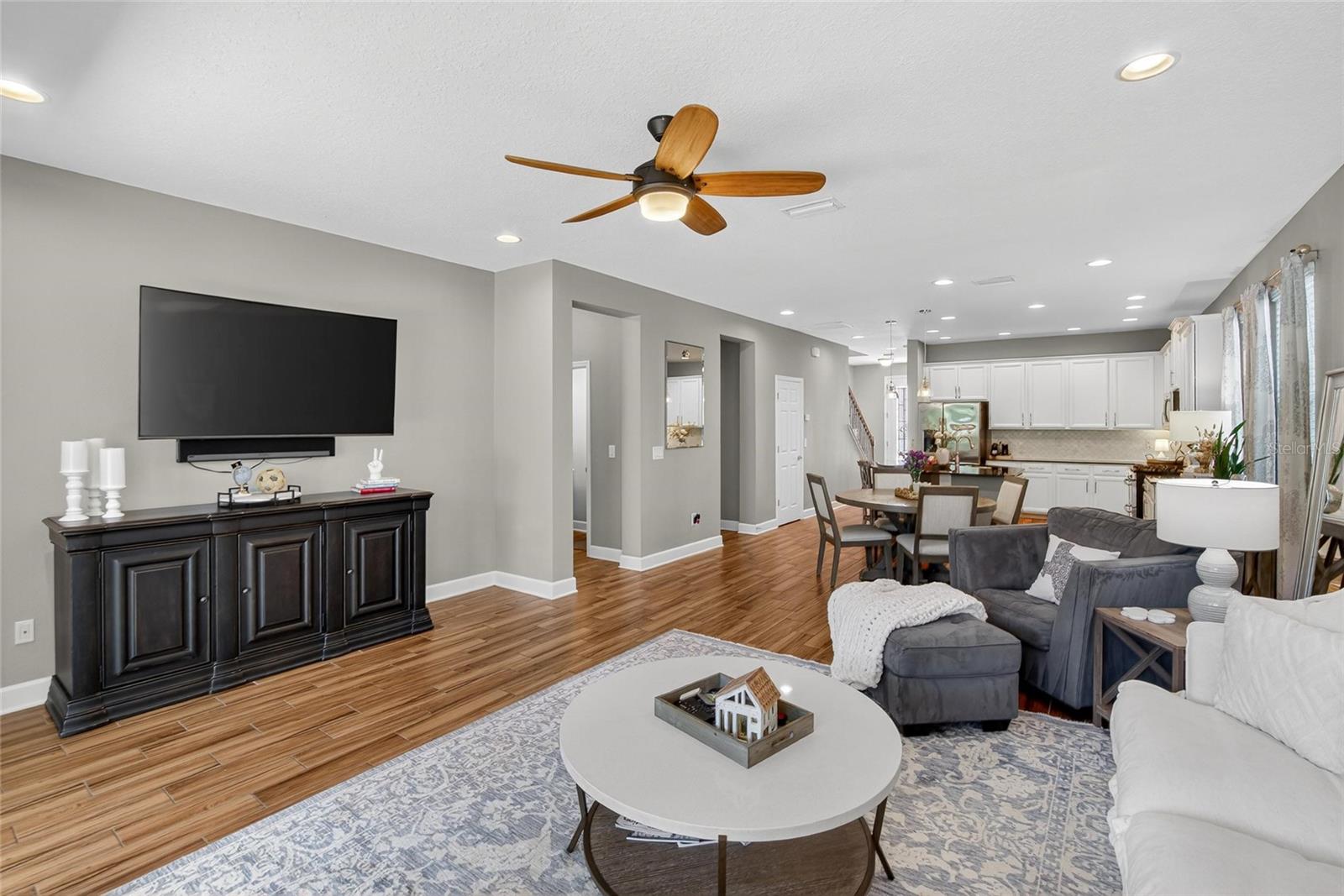FISHHAWK RANCH WEST PH 1B/1C - Residential