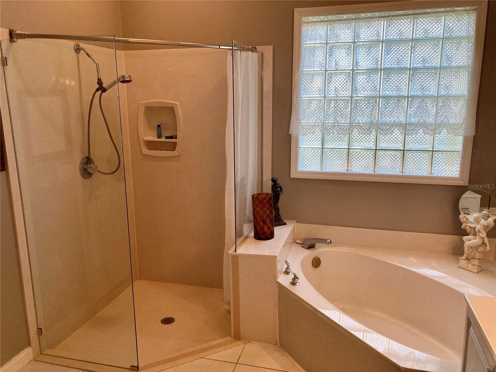 PLANTATION BAY - Residential