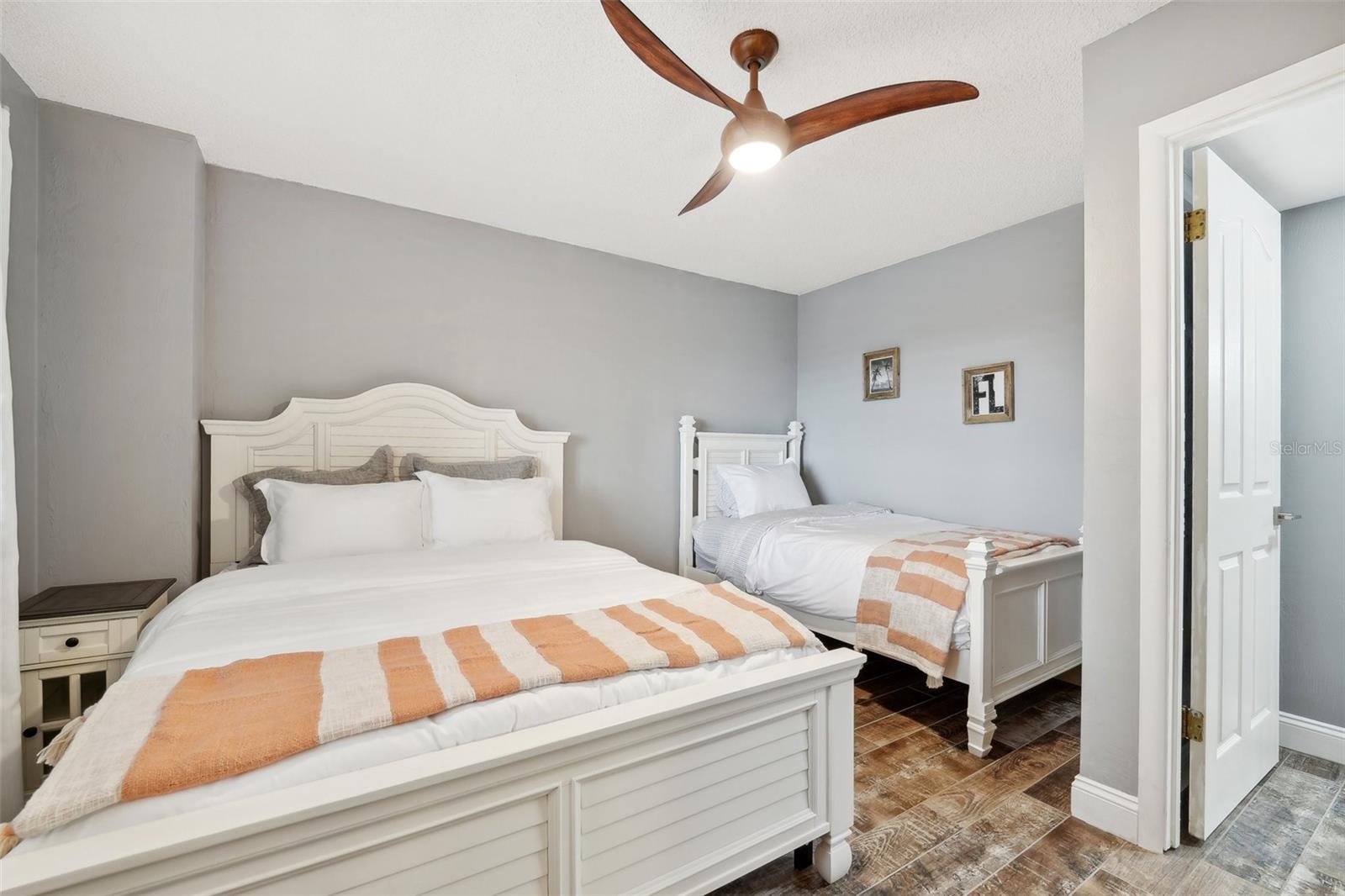 SEYCHELLES CONDO - Residential