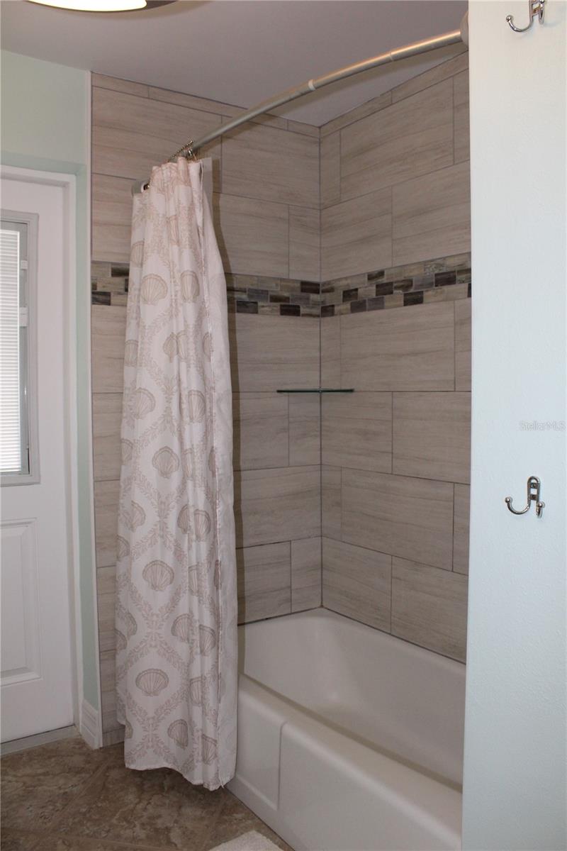 HARBOR VIEW VILLAS 1ST ADD - Residential