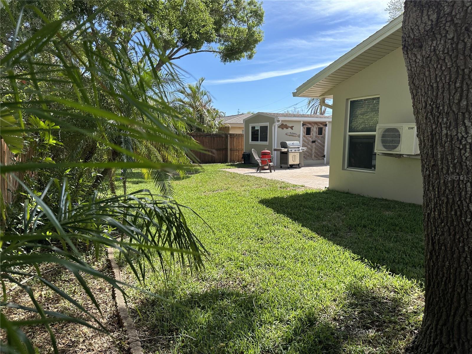 HARBOR VIEW VILLAS 1ST ADD - Residential