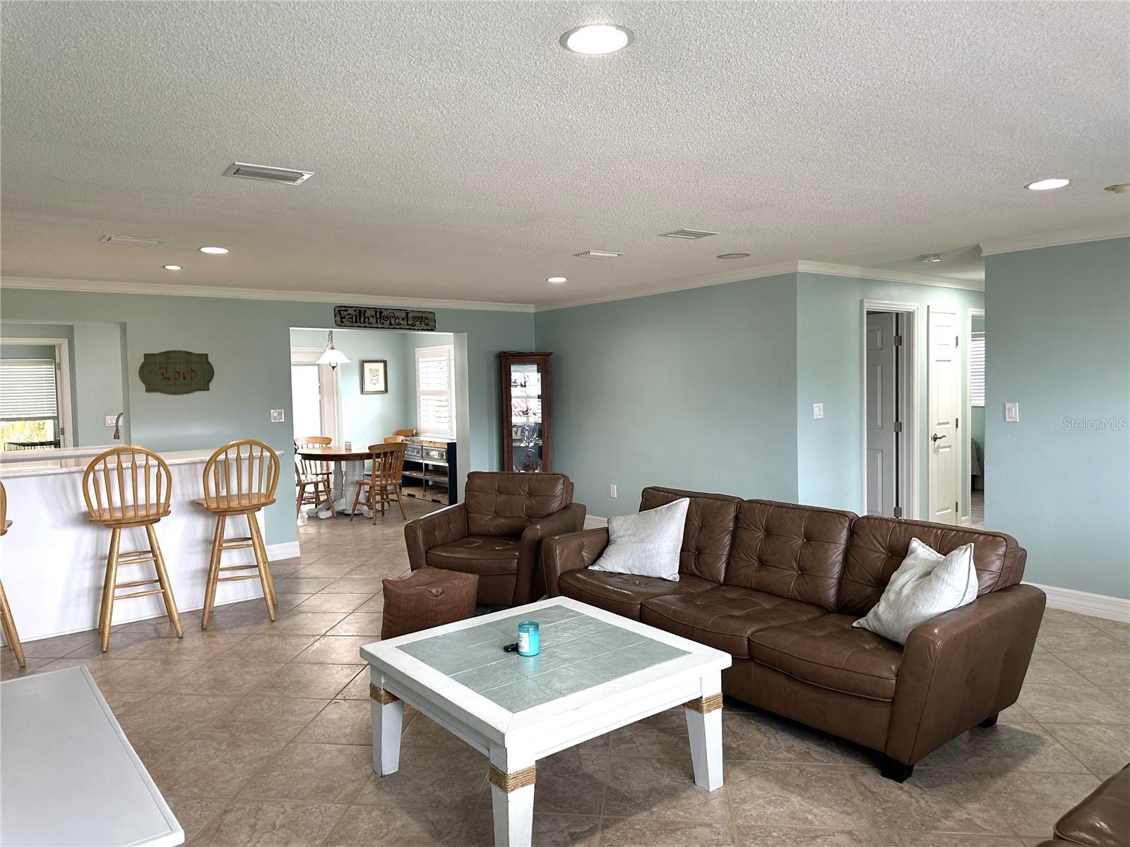 HARBOR VIEW VILLAS 1ST ADD - Residential