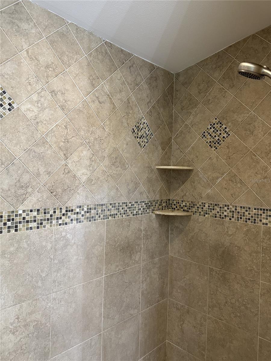 HARBOR VIEW VILLAS 1ST ADD - Residential