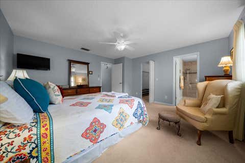 Tiny photo for 8715 SW 97th Street #E, Ocala, FL 34481 (MLS # OM727221)