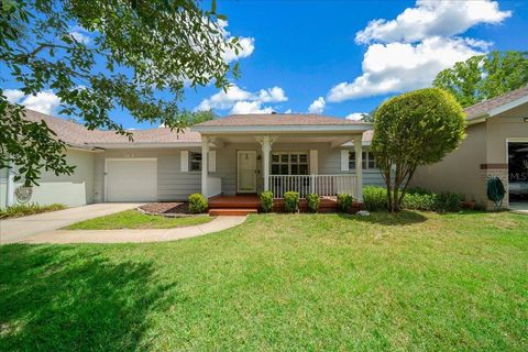Photo of 8715 SW 97th Street #E, Ocala, FL 34481 (MLS # OM727221)