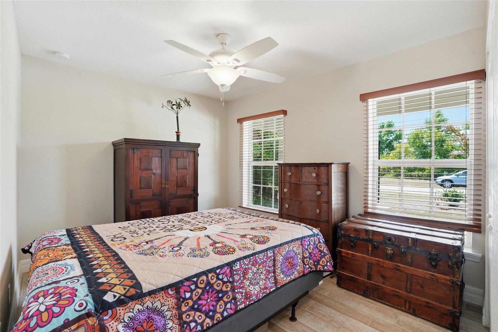 ROTONDA LAKES - Residential