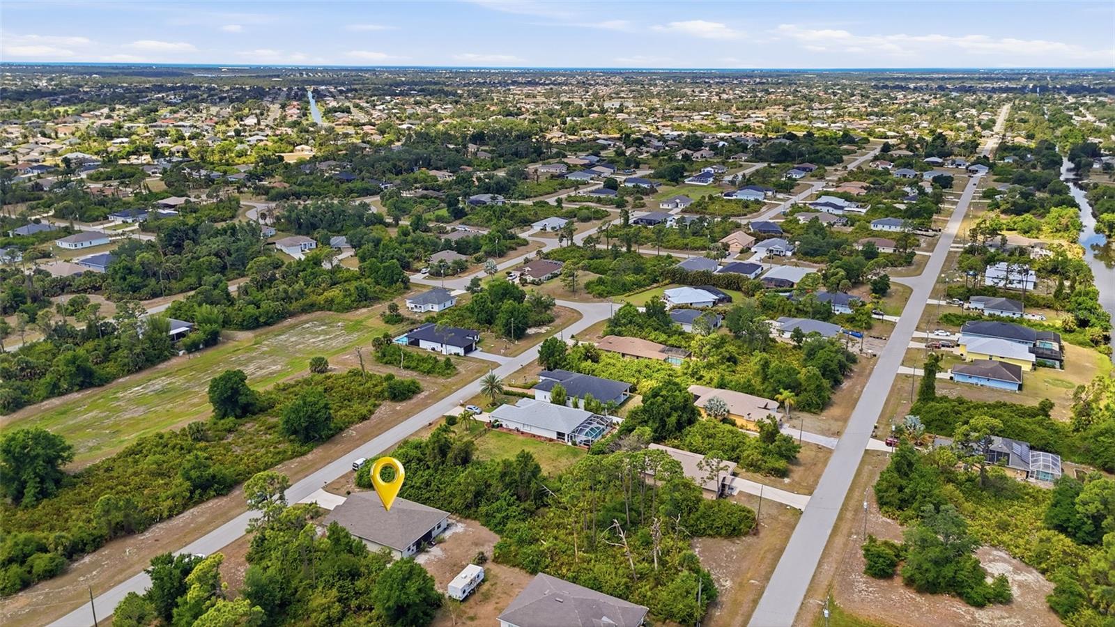 ROTONDA LAKES - Residential