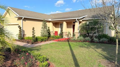 A home in DELAND