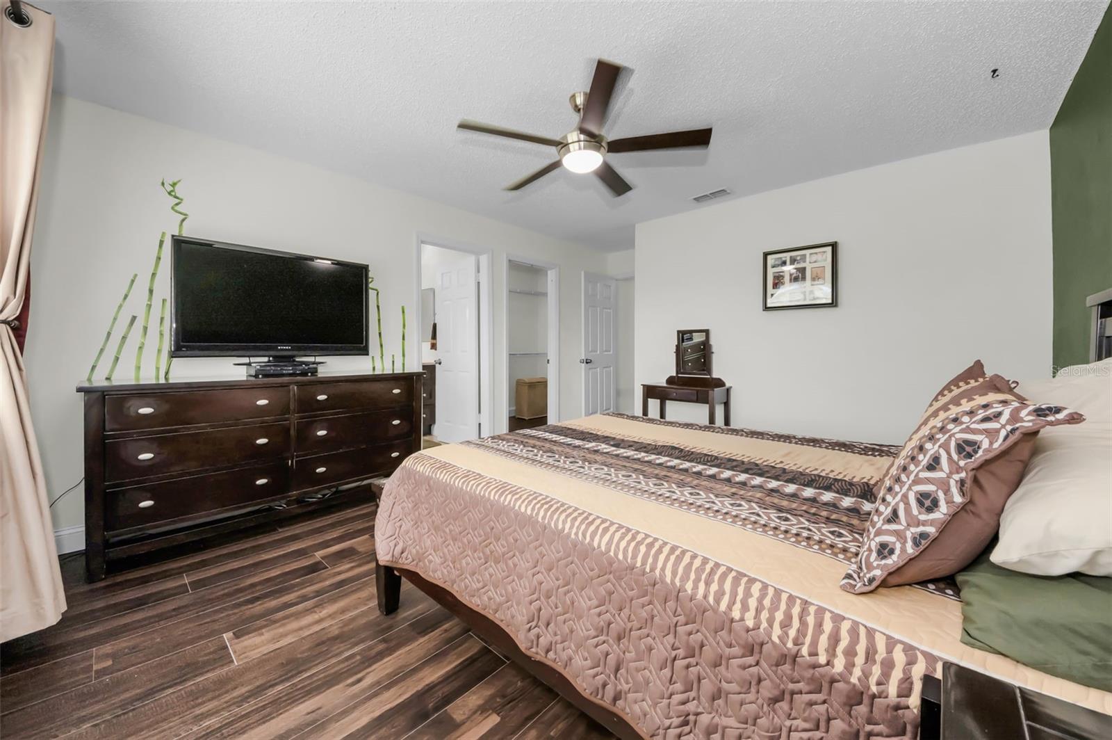 CHEVY CHASE CONDO - Residential