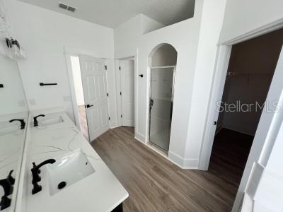 SOUTHERN RIDGE AT ESTATES - Residential