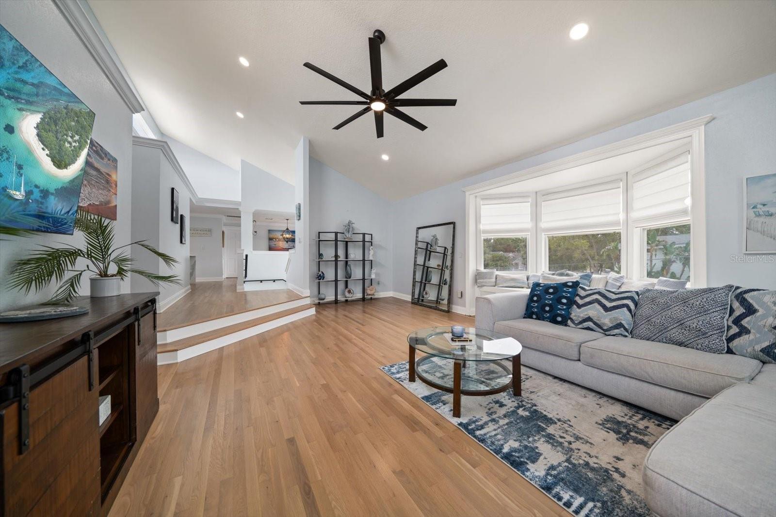 OZONA SHORES 3RD ADD - Residential