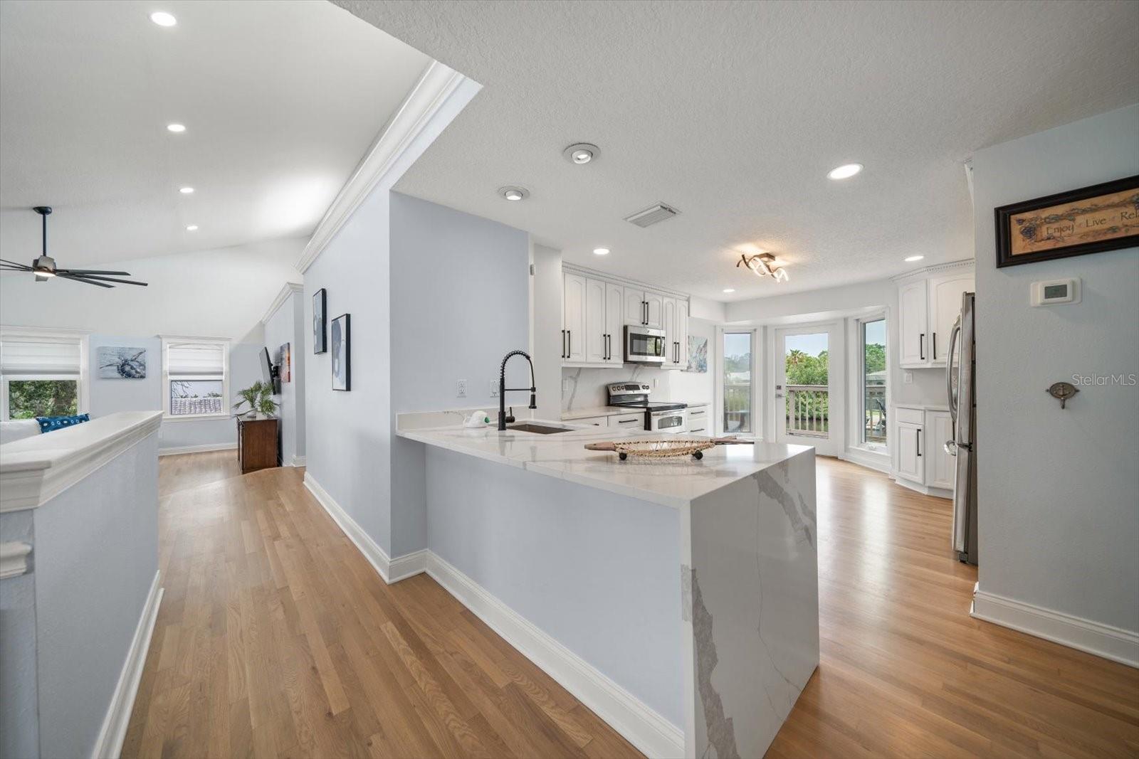 OZONA SHORES 3RD ADD - Residential