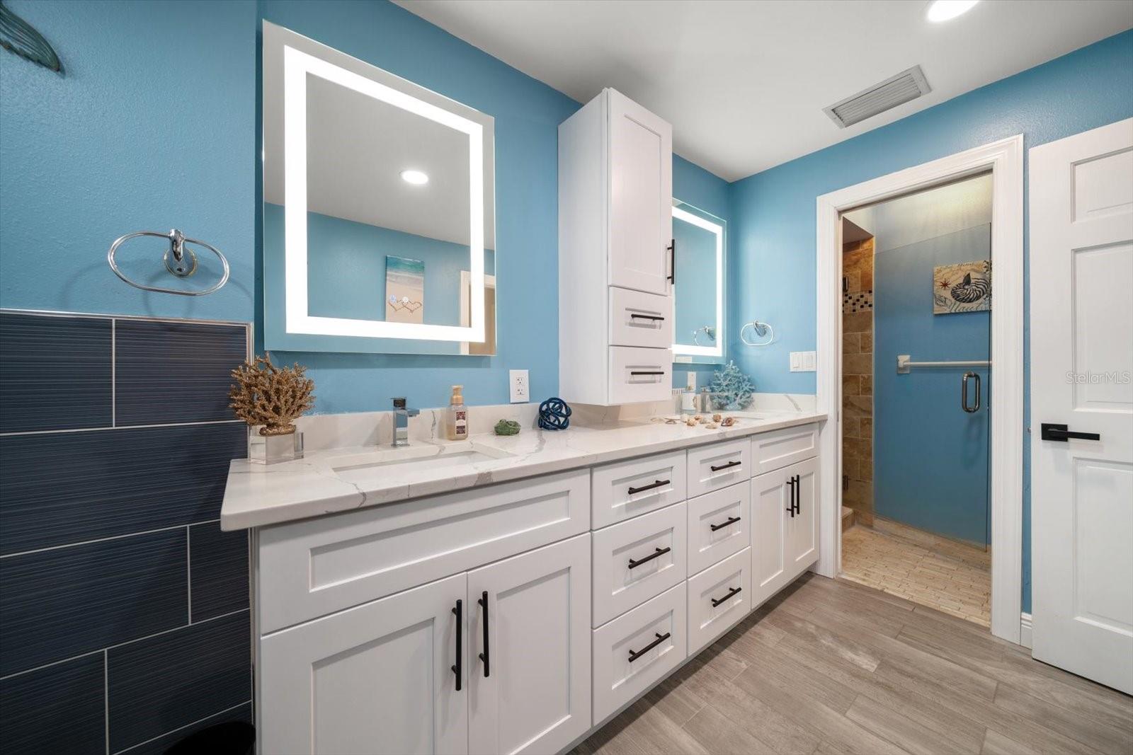 OZONA SHORES 3RD ADD - Residential
