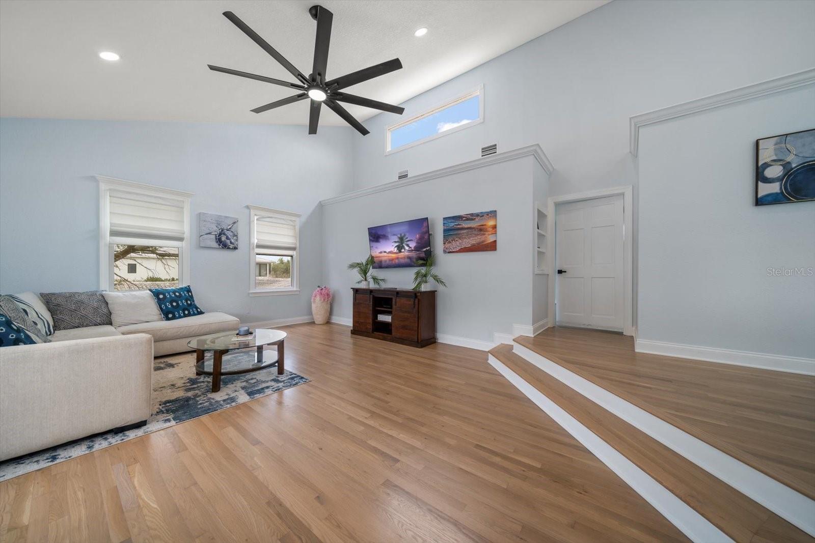OZONA SHORES 3RD ADD - Residential