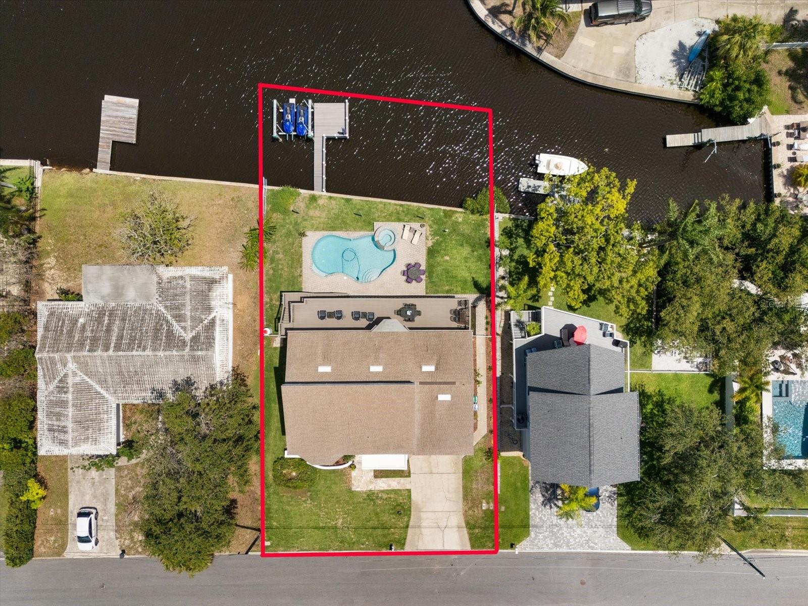 316 HILLPOINT DRIVE