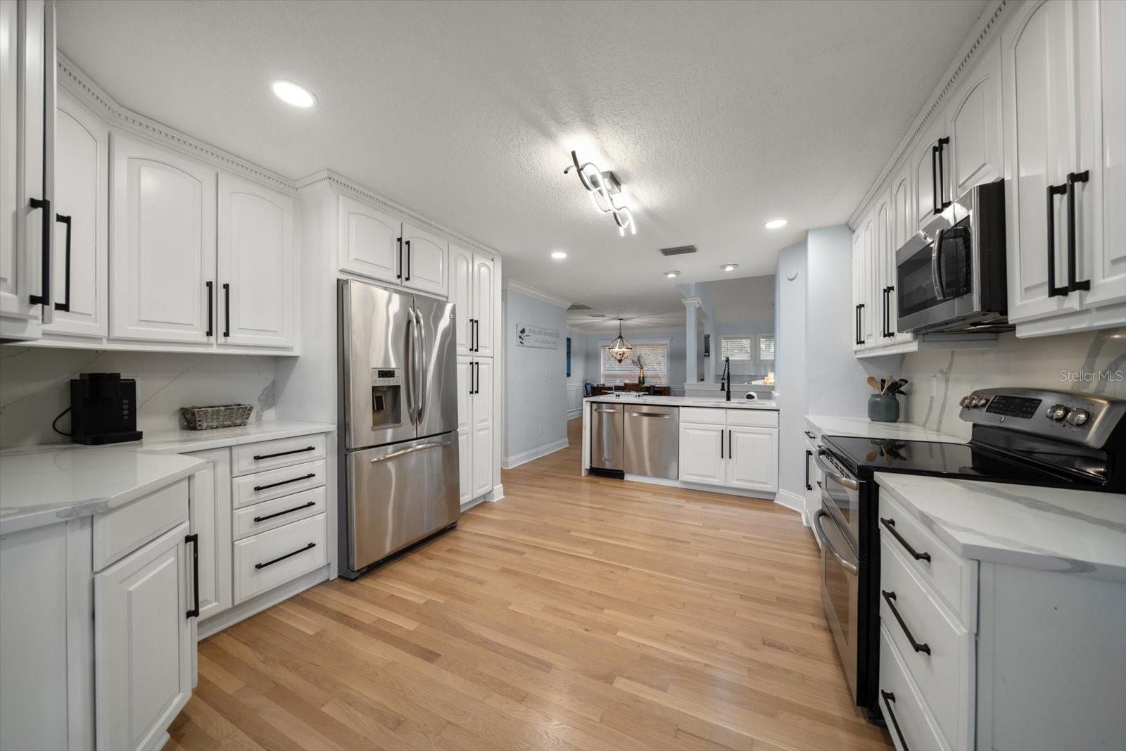 OZONA SHORES 3RD ADD - Residential