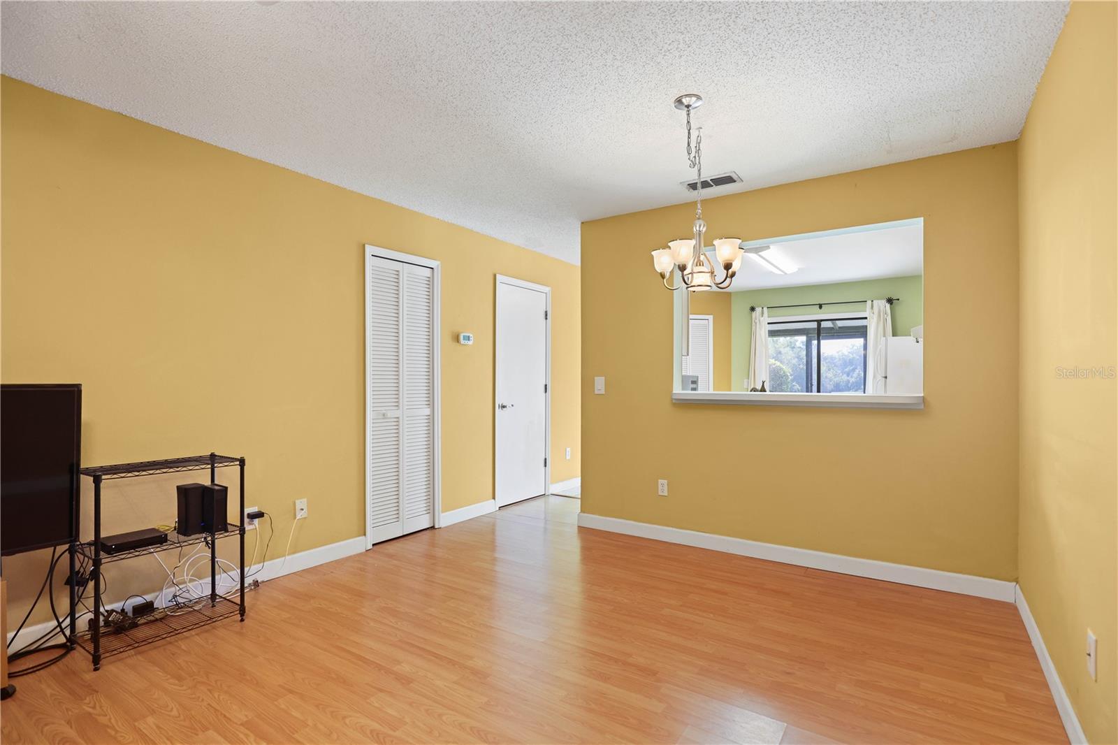 FAIRCREST III A CONDO - Residential Lease