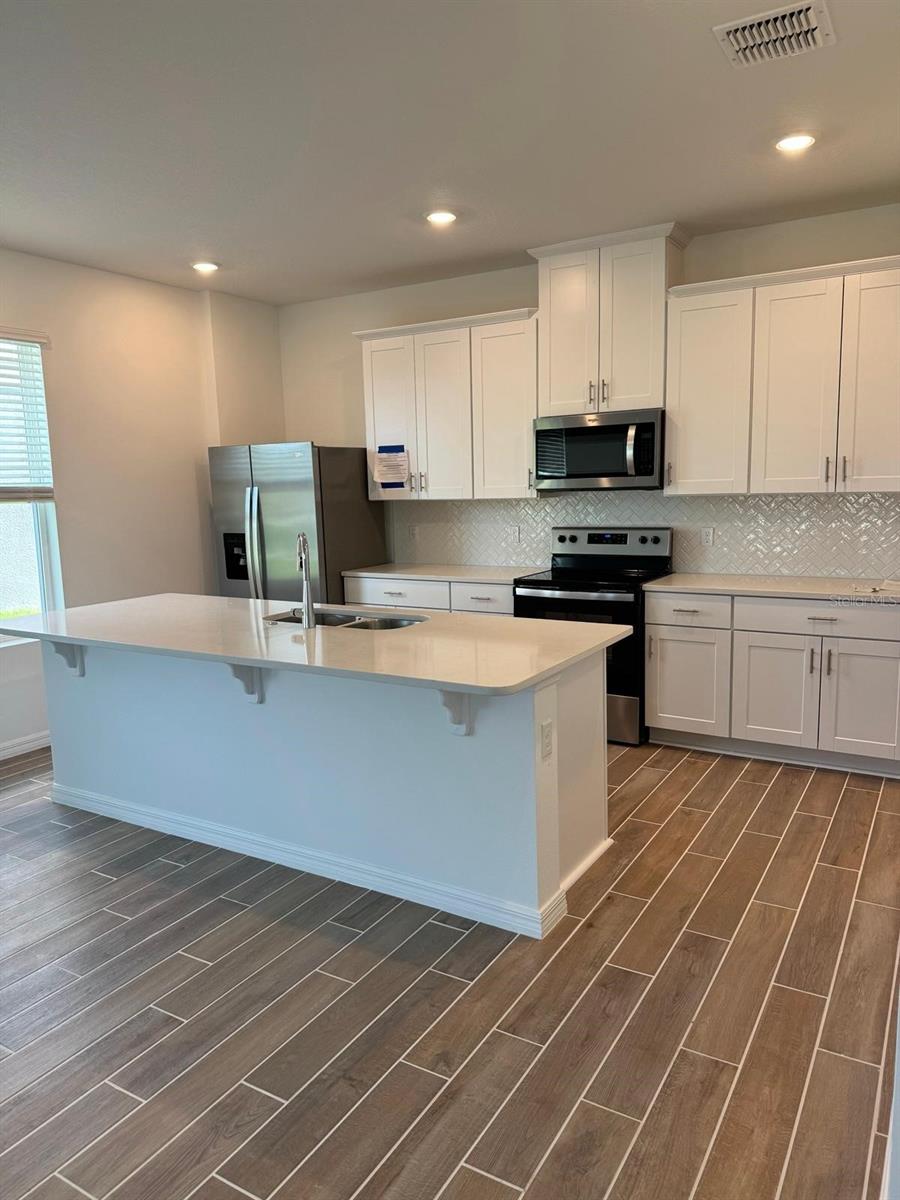 EDGEWATER ED-4 LT 1 REP - Residential