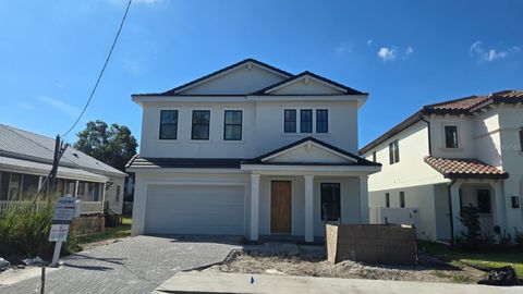 Photo of 318 W Park Avenue, Tampa, FL 33602 (MLS # TB8305100)