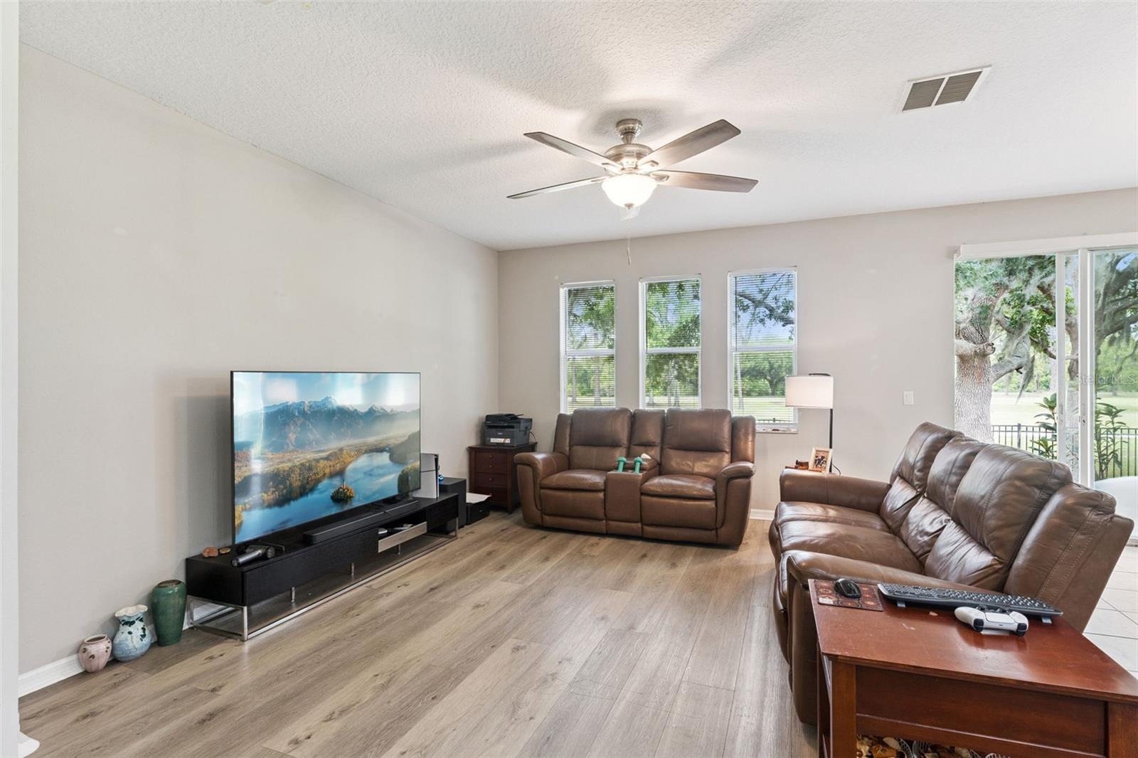 SUMMERPORT PH 5 - Residential