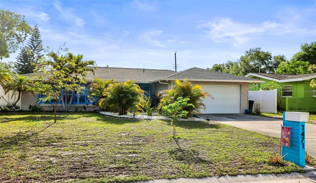 Photo of 1471 San Roy Drive, Dunedin, FL 34698 (MLS # TB8495400)