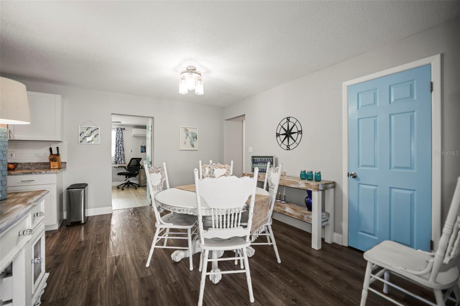 DUNEDIN ISLES ESTATES 1ST ADD - Residential