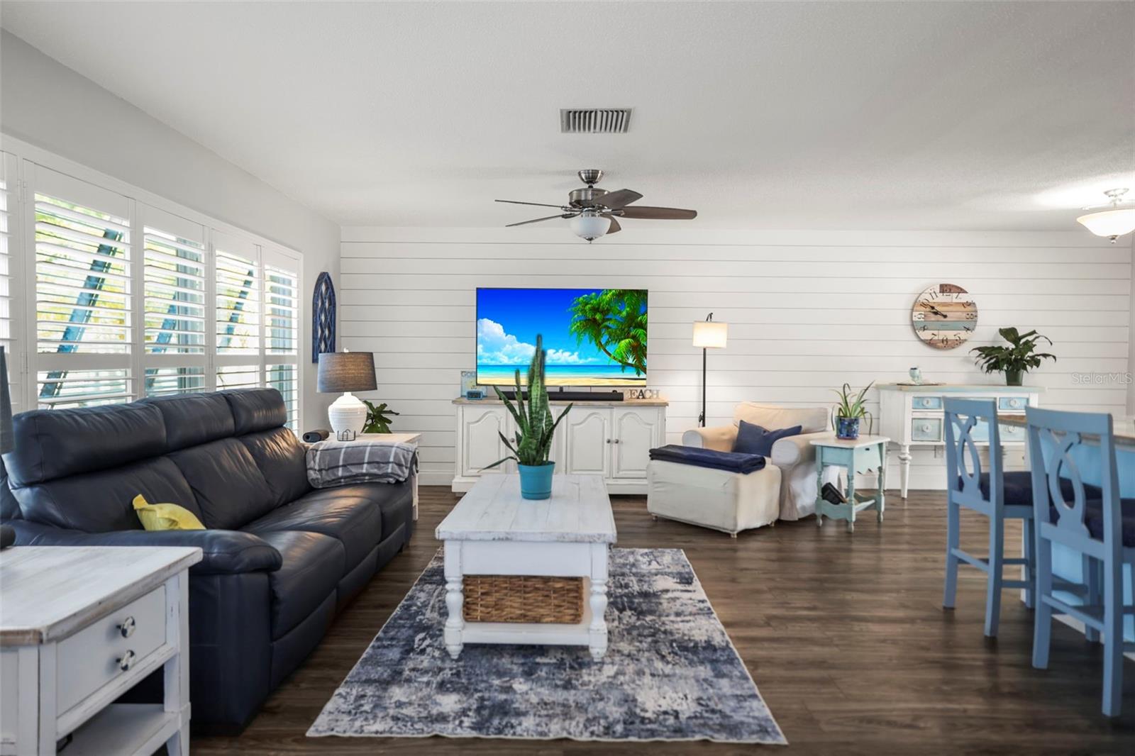 DUNEDIN ISLES ESTATES 1ST ADD - Residential