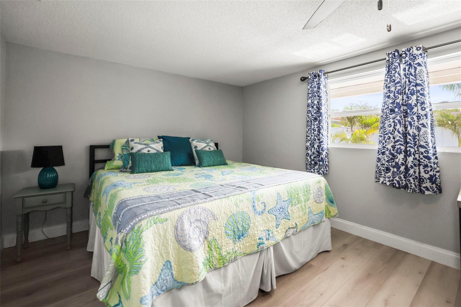 DUNEDIN ISLES ESTATES 1ST ADD - Residential