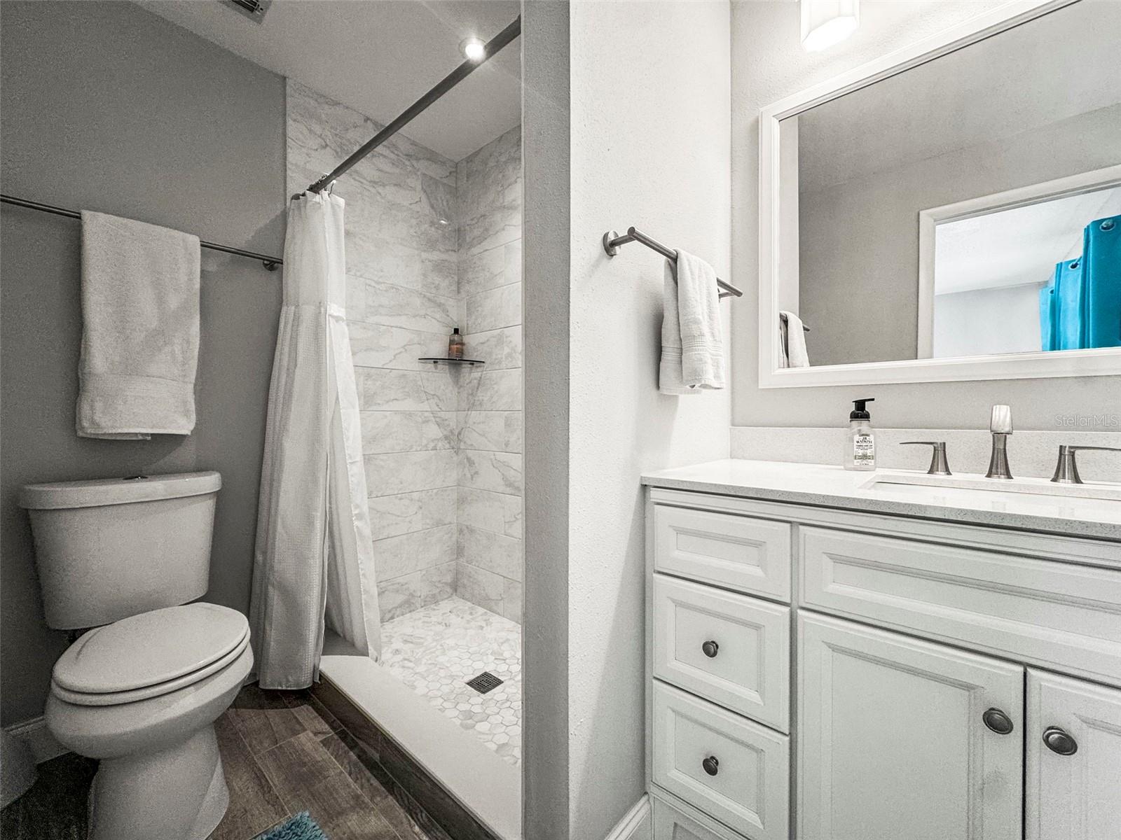 DUNEDIN ISLES ESTATES 1ST ADD - Residential